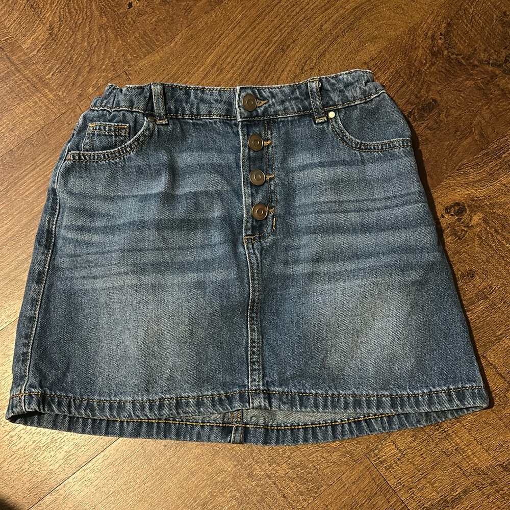 Girls skirt